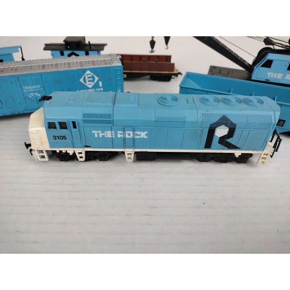 Vintage Life-Like Trains HO Scale The Rock 3105 And Santa Fe Lot